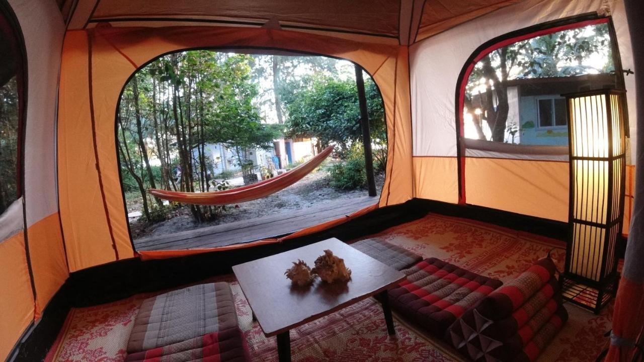 Phayam Friends Hotel เกาะพยาม ภายนอก รูปภาพ