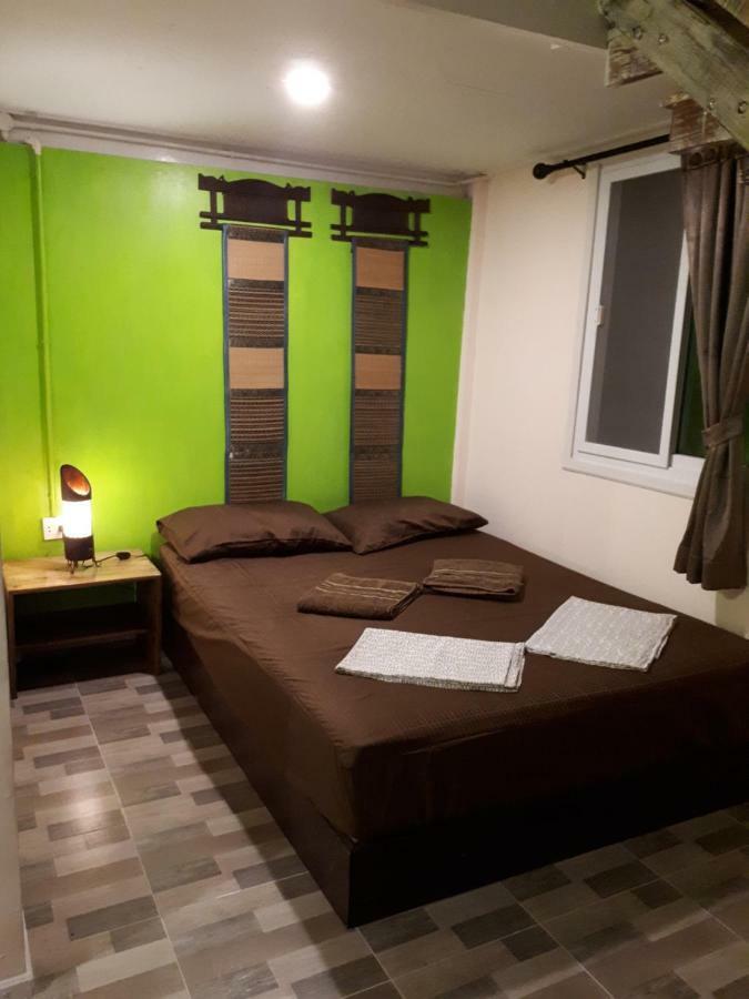 Phayam Friends Hotel เกาะพยาม ภายนอก รูปภาพ